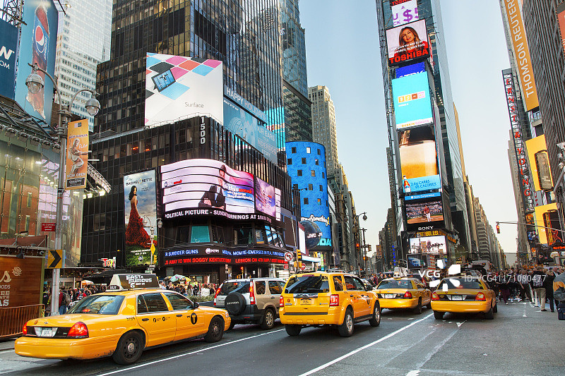 黄昏时分的纽约时代广场图片素材