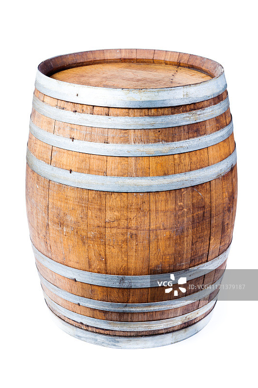 单一葡萄酒橡木桶，白色背景图片素材