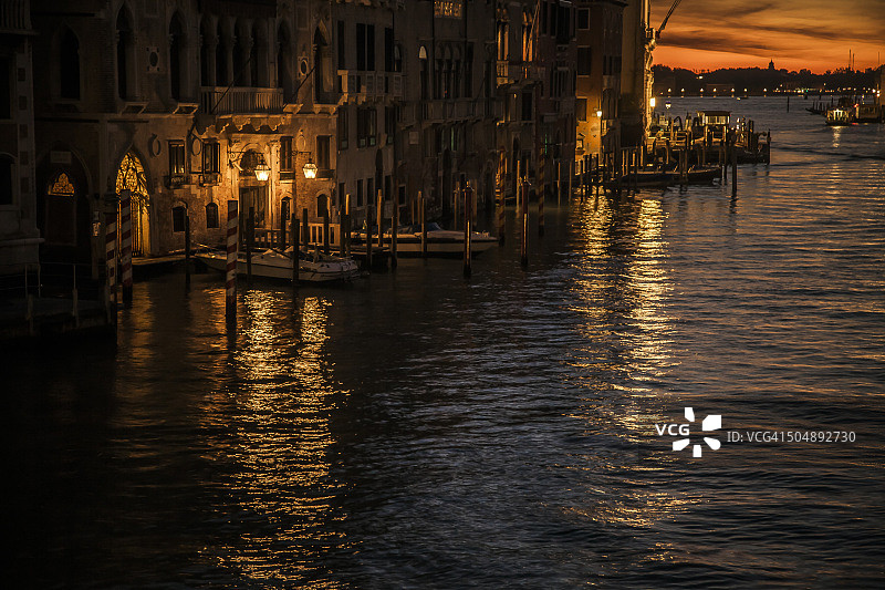 中世纪城市黎明，威尼斯图片素材