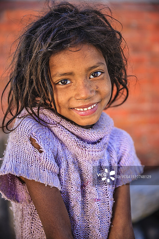 年轻的尼泊尔女孩的肖像图片素材