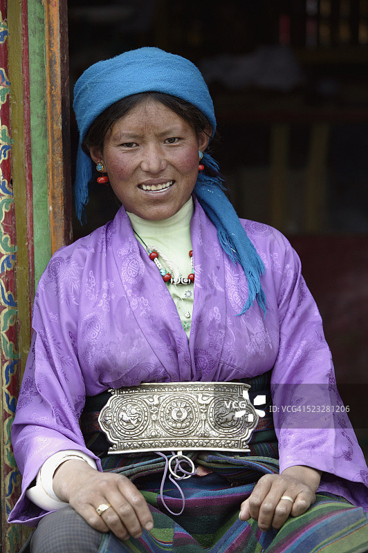 西藏妇女(中国西藏定日)图片素材