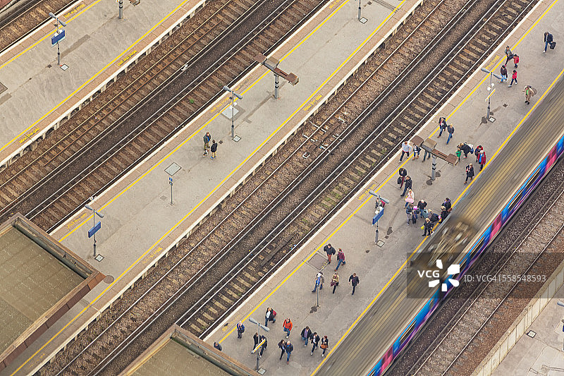 伦敦火车站鸟瞰图图片素材