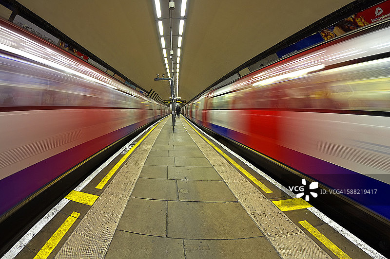 英国伦敦，北克拉彭地铁站图片素材