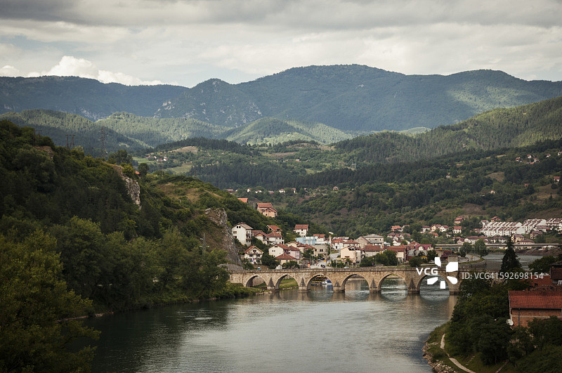 Mehmed Paša Sokolović德里纳河上的桥，Višegrad，波斯尼亚和黑塞哥维那图片素材