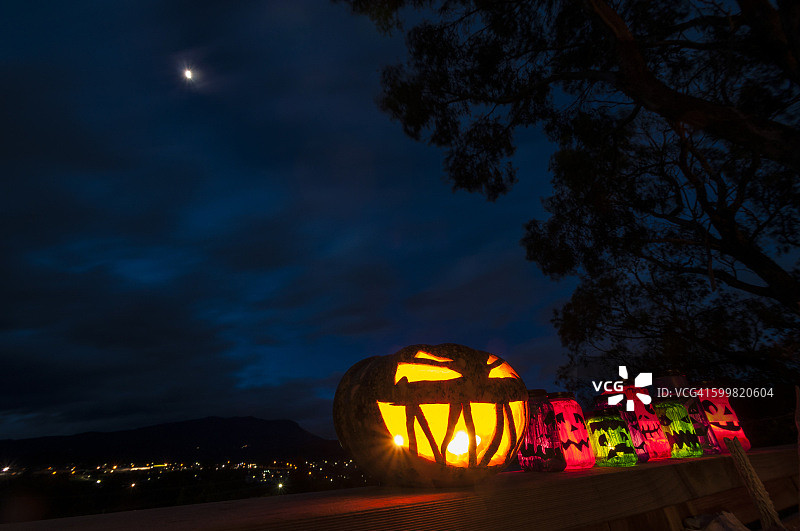 南瓜灯和月亮|霍巴特|塔斯马尼亚图片素材