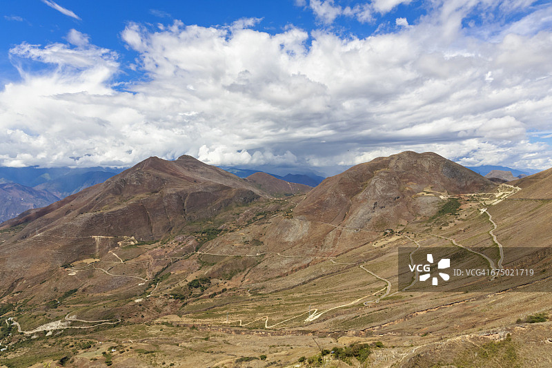 秘鲁Cajamarca地区凯伦丁草场的蛇鱼丁图片素材