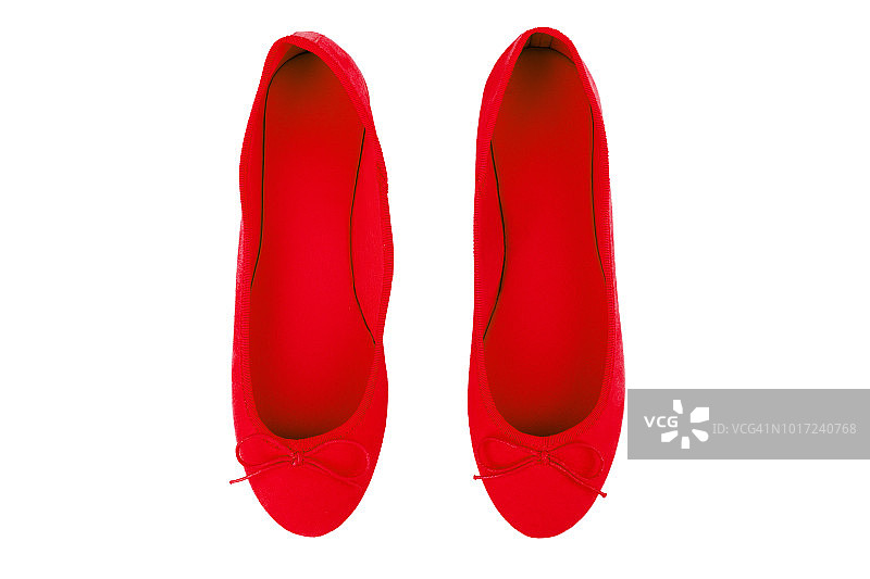 红色女绒面革鞋孤立在白色背景图片素材