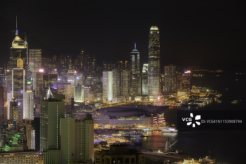 黄昏时分的香港天际线图片素材