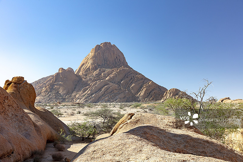 斯匹茨科普，7亿年历史的山也被称为“纳米比亚的马特洪峰”，纳米比亚，2018年图片素材