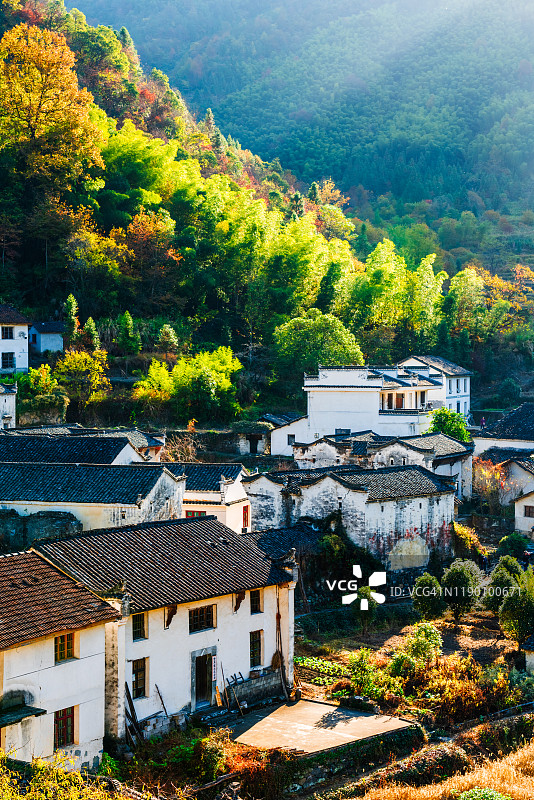 秋天的山村。中国安徽省。图片素材