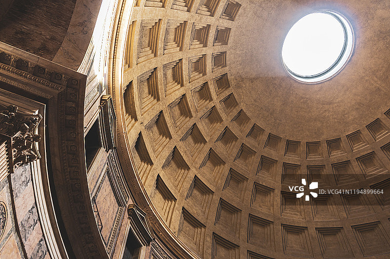 罗马万神殿的圆顶。图片素材