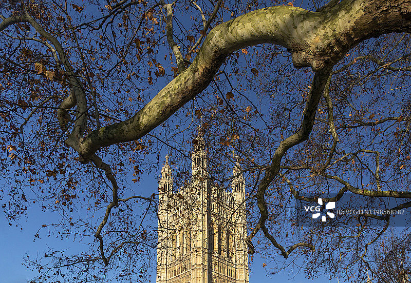 威斯敏斯特宫，英国伦敦，国会大厦主塔楼图片素材