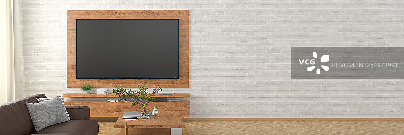 白色砖墙上的电视屏幕，现代客厅的橱柜上方有木盘，配有沙发和咖啡桌。图片素材