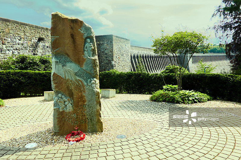 纪念1943年死于英国人轰炸莫恩湖的死者图片素材