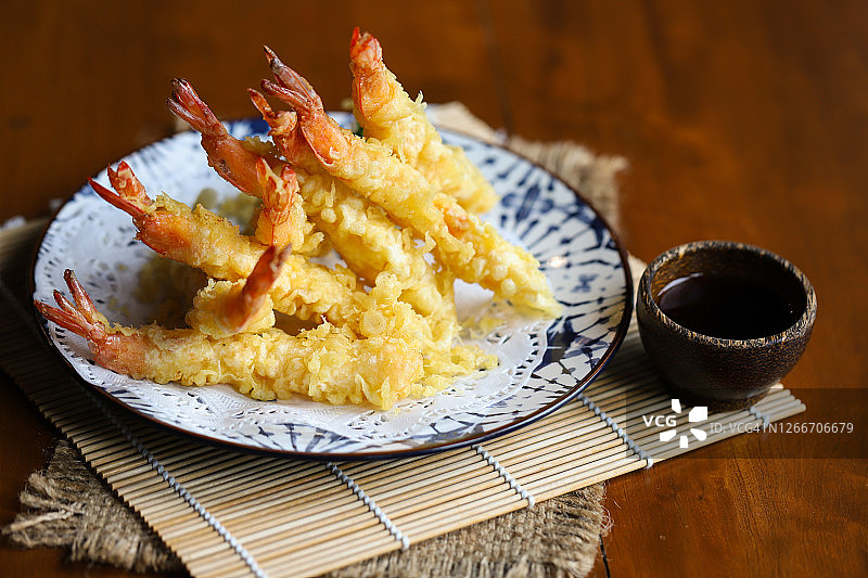 脆炸天妇罗虾，天妇罗虾，日本国菜图片素材