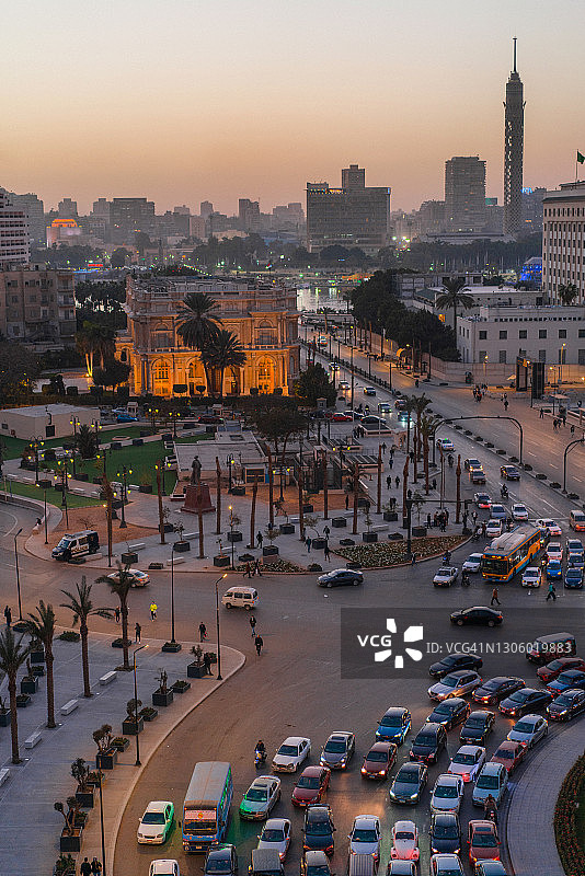 日落时分的开罗解放广场图片素材