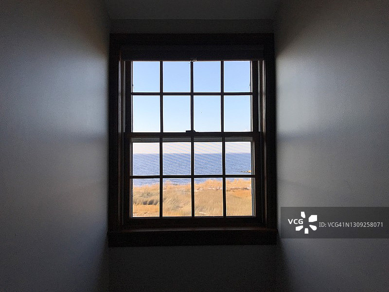 透过切萨皮克湾的窗户，丹吉尔海峡图片素材