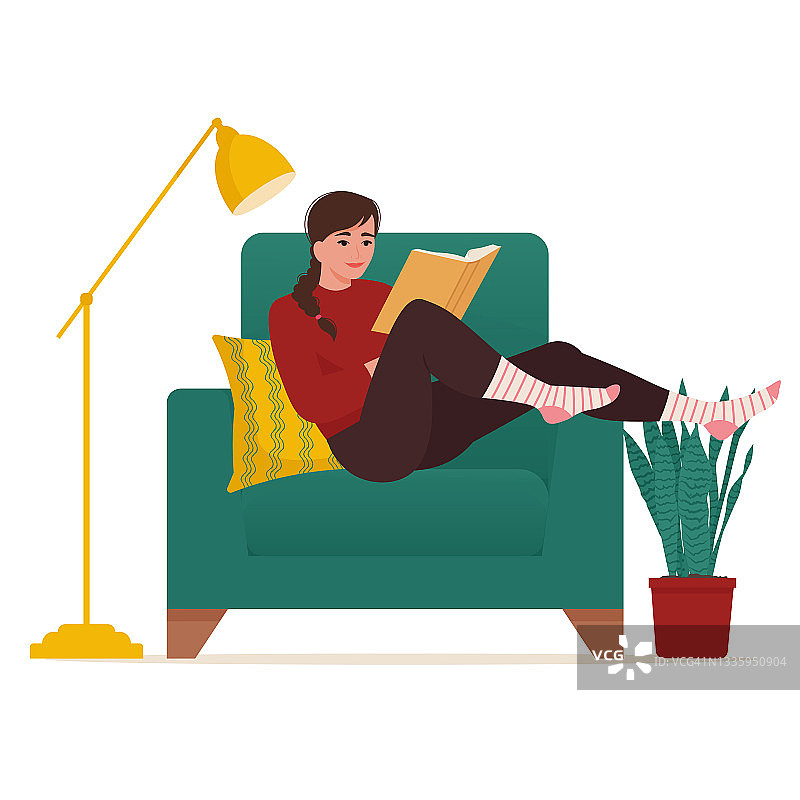 女人坐在扶手椅上看书。爱好，放松，在家休闲的概念。矢量插图在平面风格，孤立在白色背景图片素材