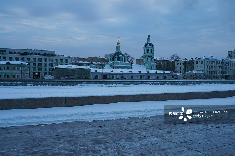 莫斯科冬天的城市景观图片素材