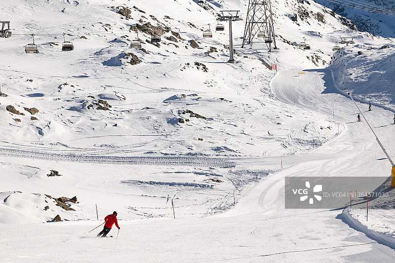 Dufourspitze地区的滑雪坡图片素材