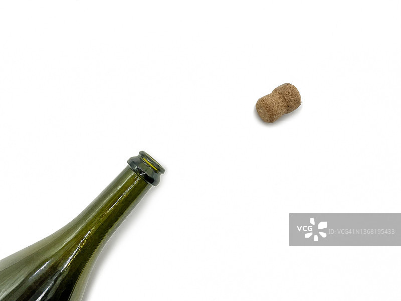 一个白色背景的空香槟瓶塞的颈部图片素材