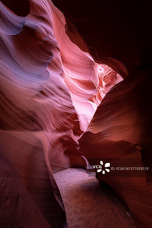 羚羊峡谷X槽峡谷在纳瓦霍国家保留地在亚利桑那州Page附近图片素材