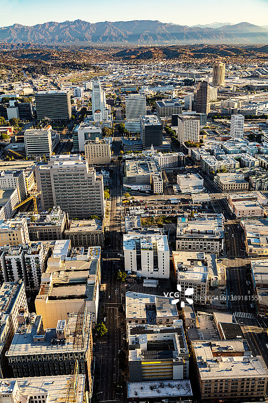 洛杉矶城市郊区的鸟瞰图图片素材