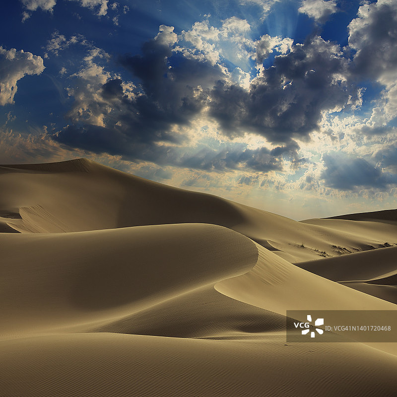 撒哈拉沙漠的大沙丘图片素材