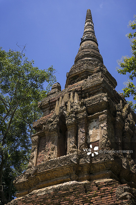 泰国清莱，清盛的Wat Pa Sak宝塔特写图片素材