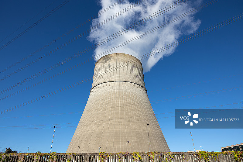 埃姆斯兰核电站冷却塔(德国下萨克森州)图片素材