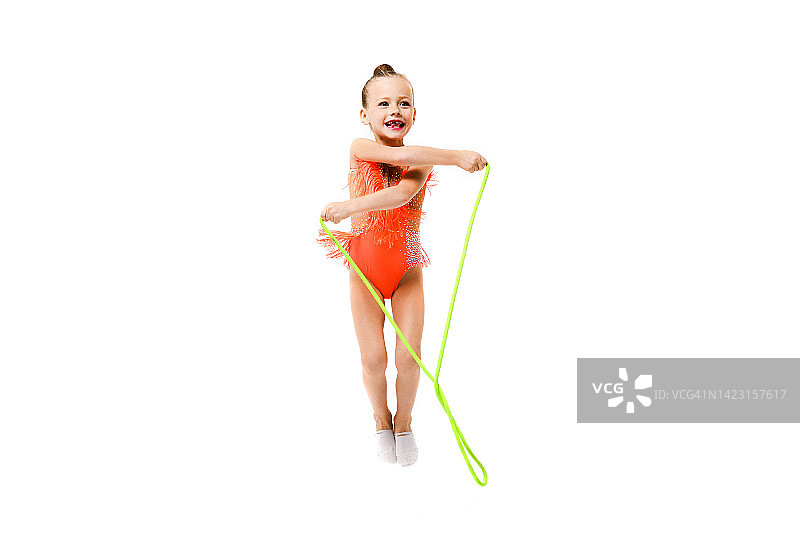 小运动体操女孩跳绳图片素材