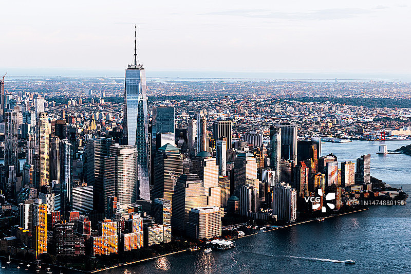俯瞰曼哈顿下城的天际线，美国纽约图片素材