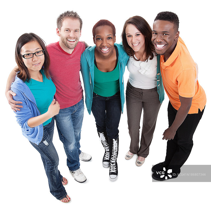 快乐和多样化的朋友群，孤立在白色的背景上图片素材
