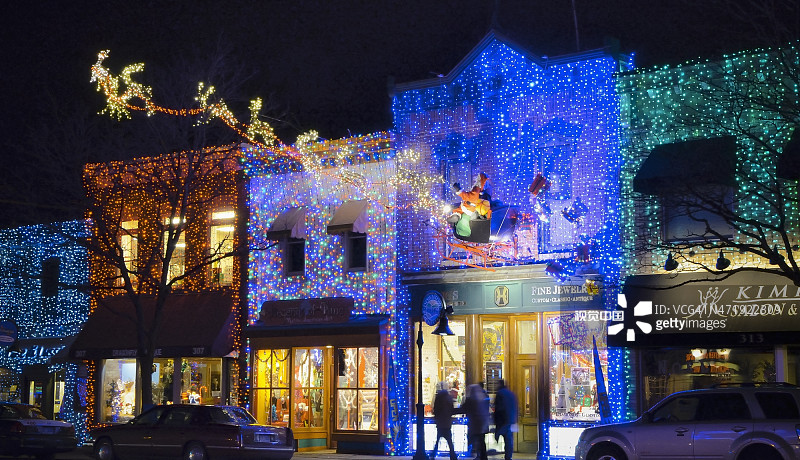 密歇根州罗切斯特市的圣诞彩灯图片素材