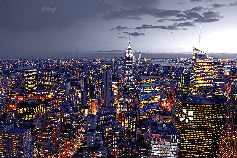 高角度观看曼哈顿城图片素材
