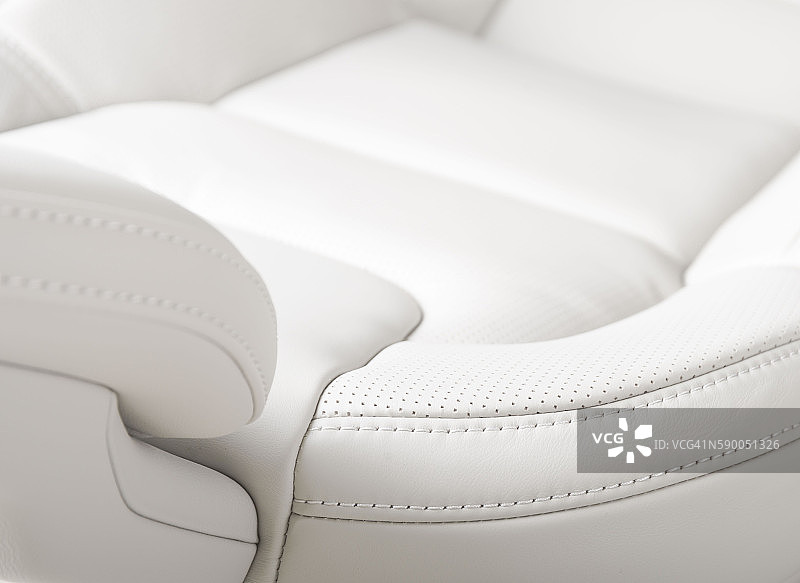 白色皮革汽车座椅细节与重点缝合图片素材