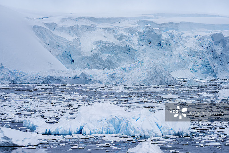 冰山和海冰图片素材