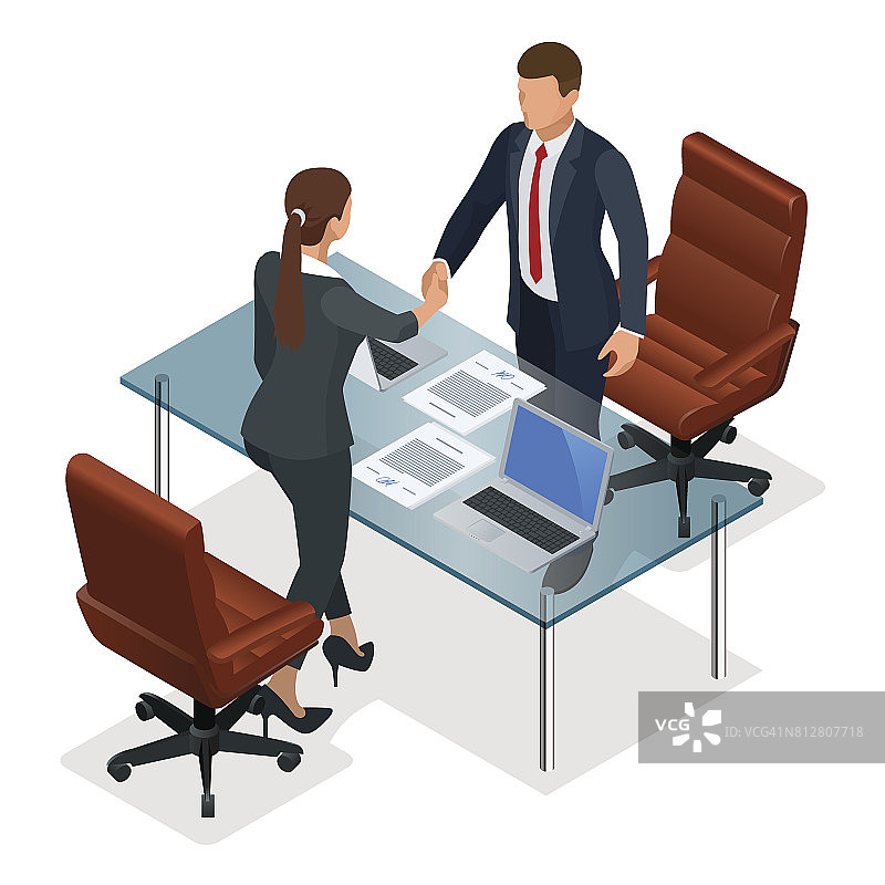 商务人士在办公室谈判或面试后握手。富有成效的伙伴关系的概念。建设性的商业对抗等距矢量插图图片素材