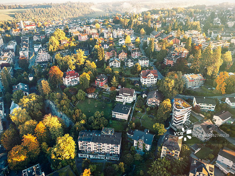 瑞士卢塞恩市的无人机照片图片素材