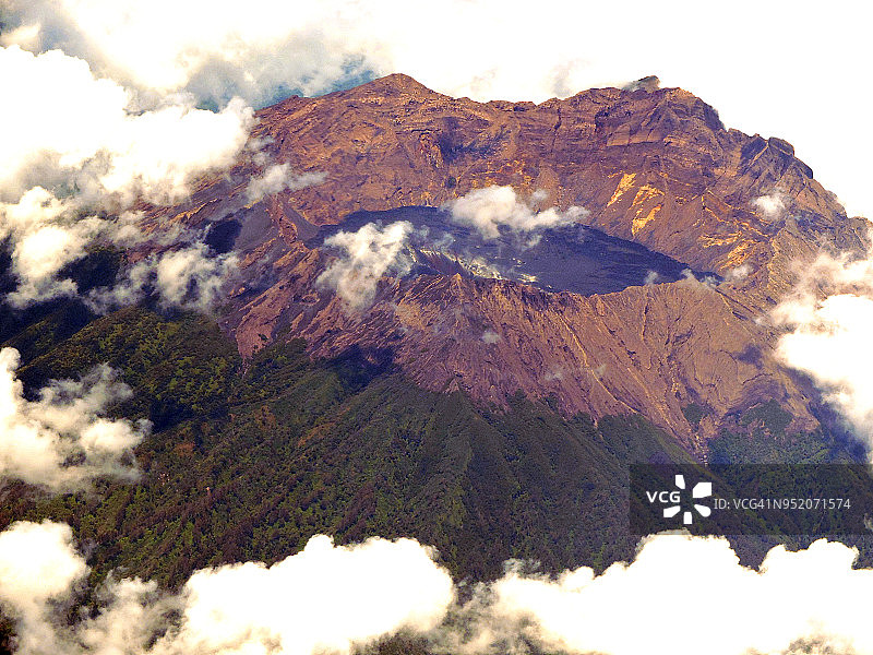 Raung火山图片素材