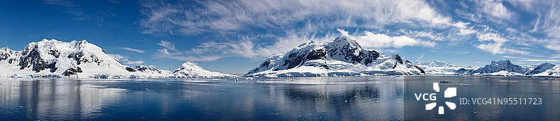 南极洲天堂湾壮丽的冰雪仙境图片素材