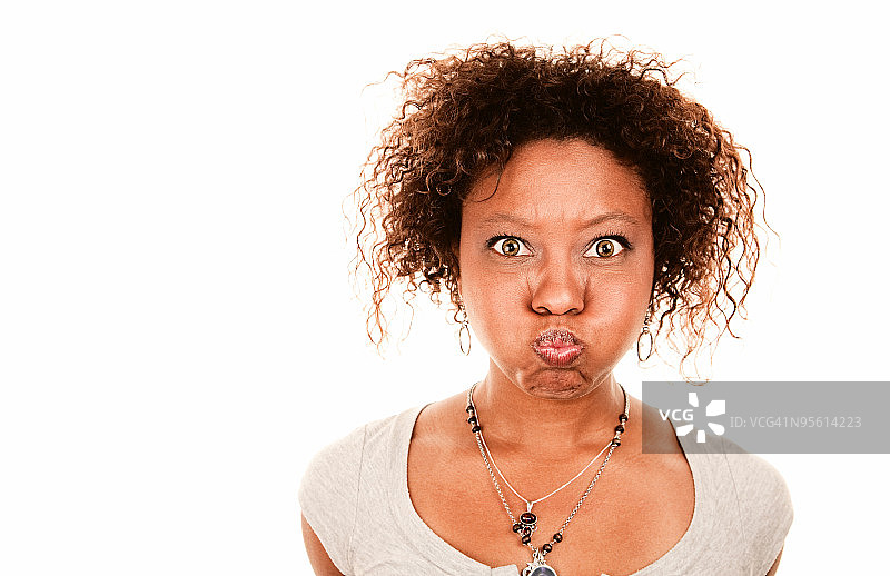 漂亮的非裔美国女人做鬼脸图片素材