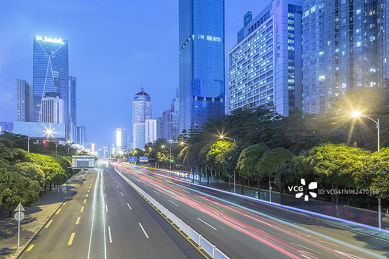 深圳市区的交通状况图片素材