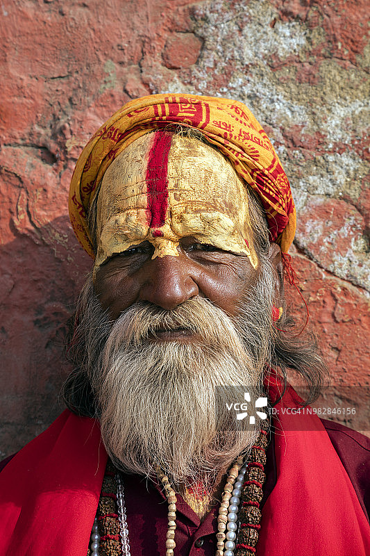 尼泊尔加德满都，圣人萨都的肖像图片素材