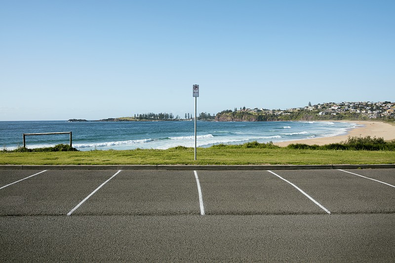 沿海停车场图片下载