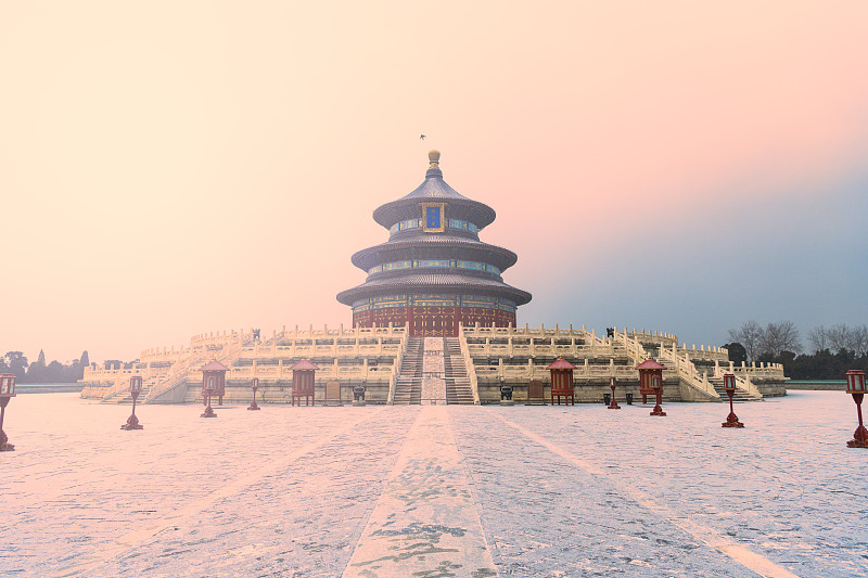 雪后北京天坛的壮丽景色图片素材