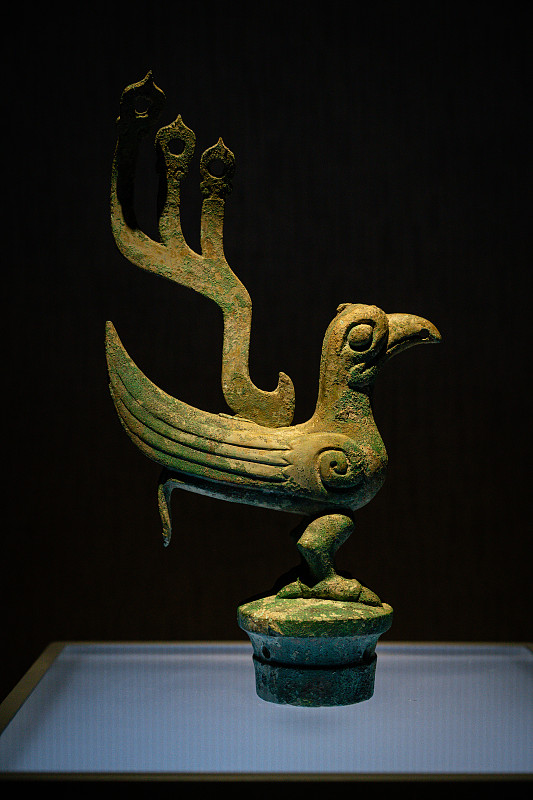 三星堆博物馆青铜鸟图片下载