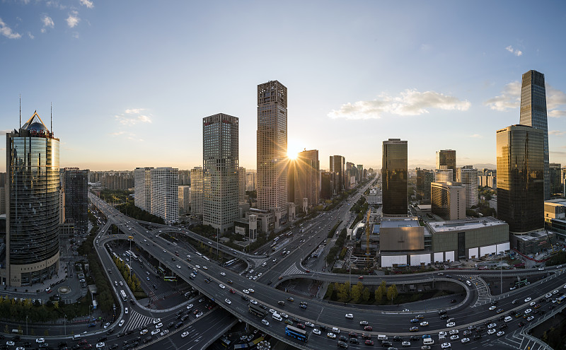 航拍黄昏时分的北京核心区国贸桥CBD全景图片素材
