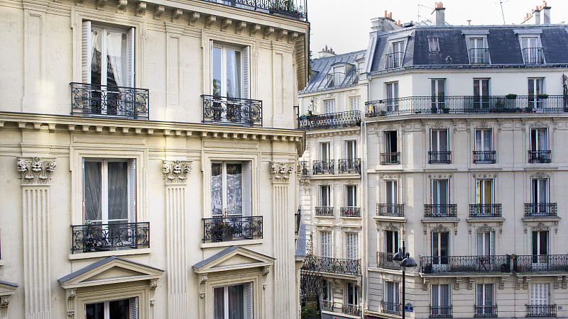 法国巴黎蒙马特的联排别墅图片下载