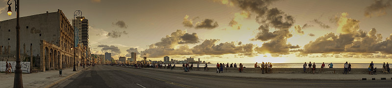 哈瓦那。El Malecon全景。图片下载